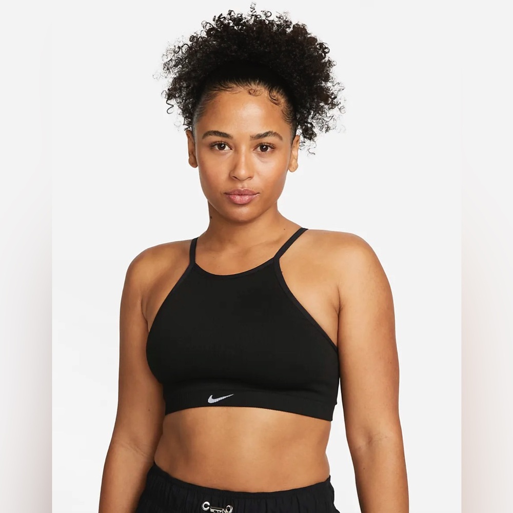 NEW Nike $38 Indy Seamless Ribbed Women's Light-Support Non-Padded Sports Bra